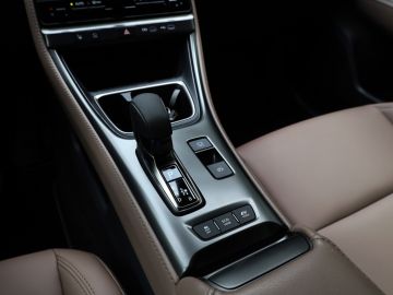 Lexus LBX